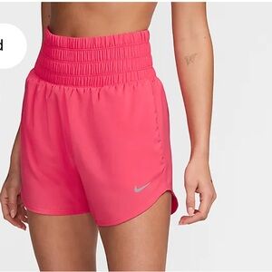 Nike Women's Prima Dri-FIT Ultra High-Rise Shorts 3in
